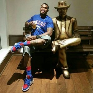 Meet your Posher, Kelvin