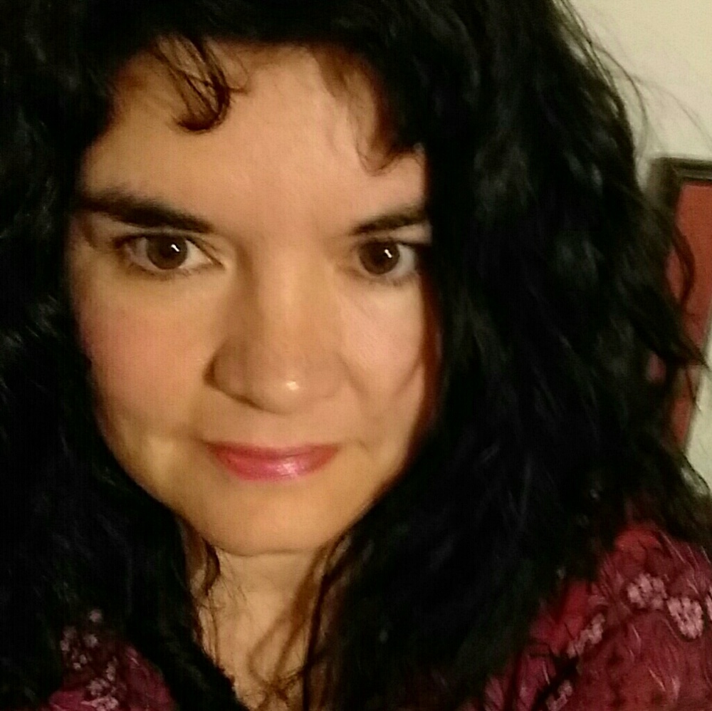 Meet your Posher, Elena