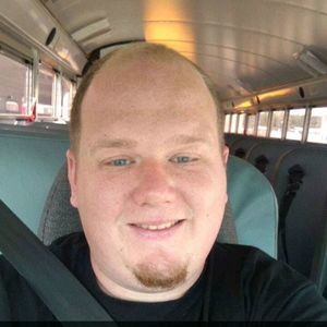 Meet your Posher, Dustin