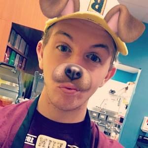 Meet your Posher, Jon