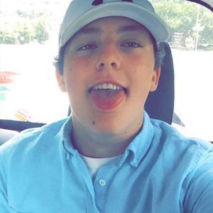 Meet your Posher, Aaron