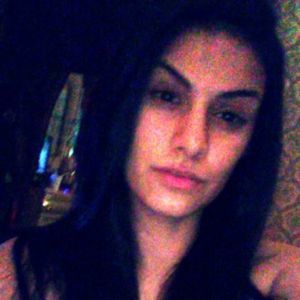 Meet your Posher, Lea