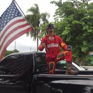 Meet your Posher, Derek