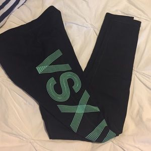 VSX graphic workout legging