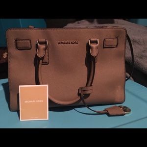 Michael kors purse