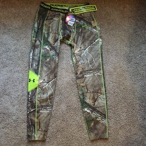 XL UNDER ARMOUR REALTREE PANTS