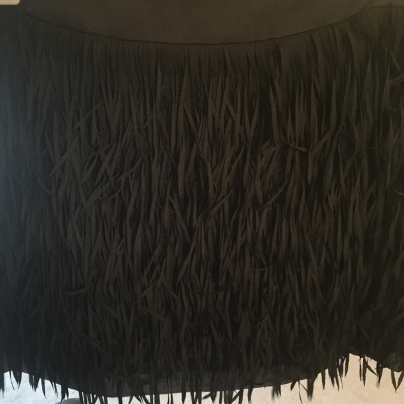 Express fringe skirts size 00 (runs big) - Picture 3 of 3
