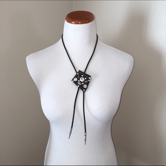 Jewelry - Vintage Necklace