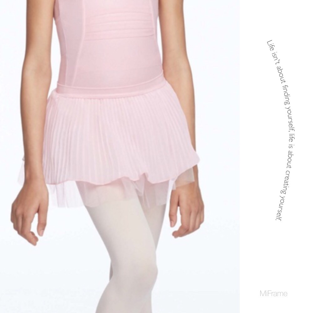 BNWT Capezio BLACK girls pleated tutu..must have