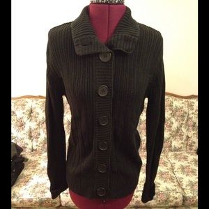 Beautiful Warm Winter Sweater Button Up