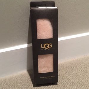 NWT. UGG Sheepskin Insoles