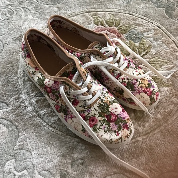 hotter Shoes Hotter Sneakers Never Worn Poshmark