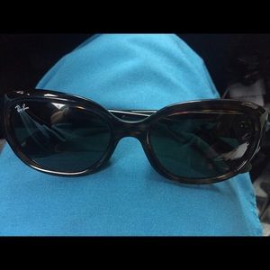 Ray ban sunglasses