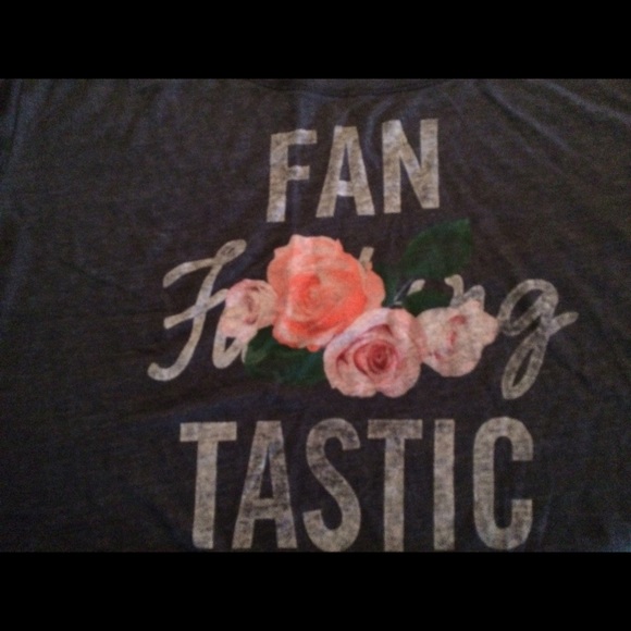 Snarky crop top from Abercrombie - Picture 1 of 2