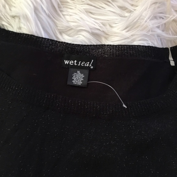 Wet Seal Sweaters - Wet Seal Lightweight sweater | size extra large Wet Seal Sweaters - Wet Seal Lightweight sweater | size extra large