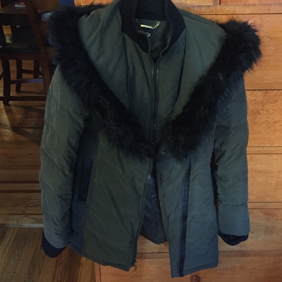 EXPRESS COAT