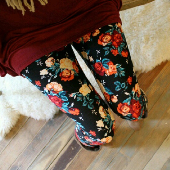 Infinity Raine Pants - ⚡️SALE⚡️1 LEFT ·Rose Floral Print Leggings·