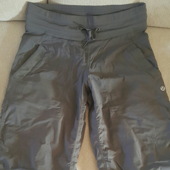 Lululemon studio crop unlined size 2 soot light