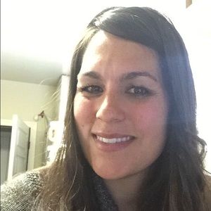 Meet your Posher, Alicia