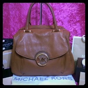 Brown Michael kors purses/ Gold Hardware
