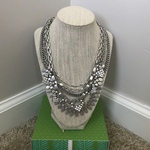 Stella & Dot Silver Sutton Necklace