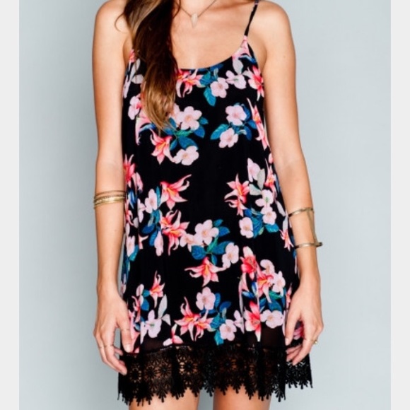 ❌SOLD❌ Show Me Your Mumu Dress (Can fit S/M) - Picture 6 of 6