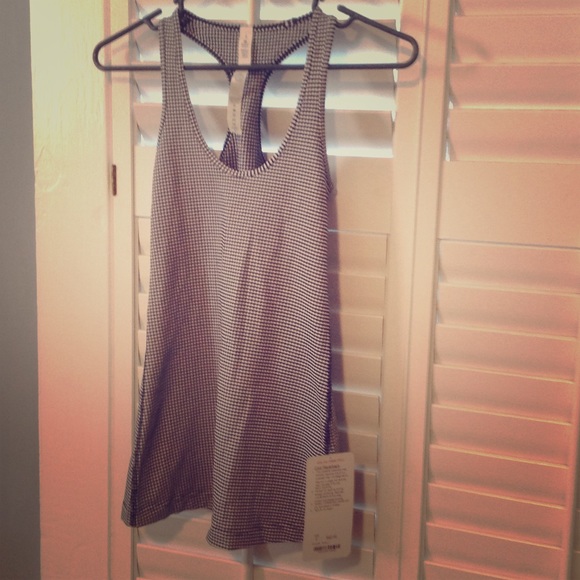 Lululemon athletics cool racerback tank NWT size 2