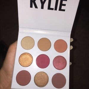 Kylie's Burgundy Eye palette