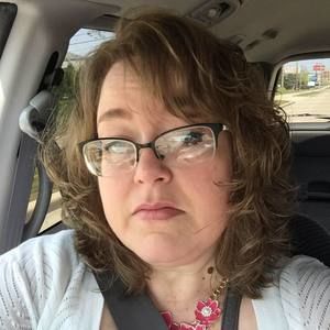 Meet your Posher, Stacy