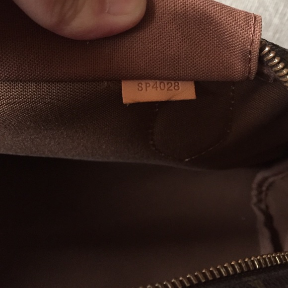 Louis Vuitton montorgueil pm - Picture 3 of 4