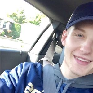 Meet your Posher, Justin