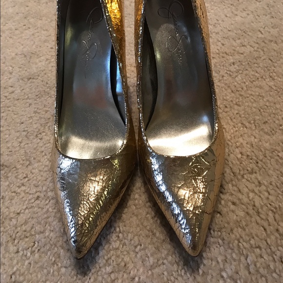 Jessica Simpson Crackle Metallic Gold Pumps