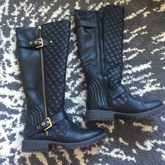 Candies boots LIKE NEW!!