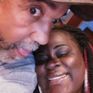 Meet your Posher, Dee