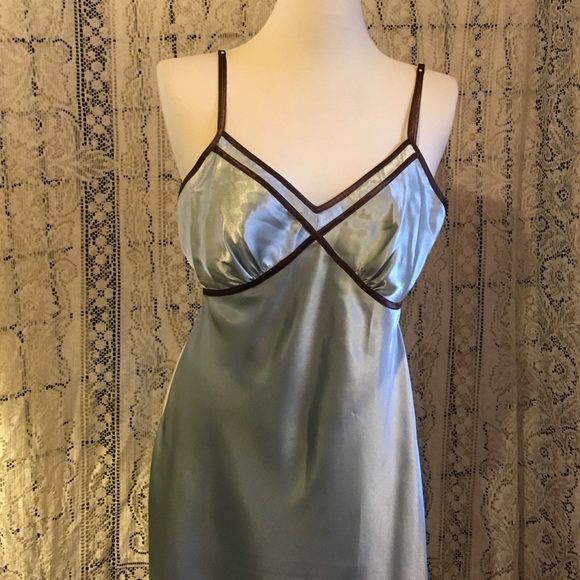 Sensara Other - 😲Last month sea foam satin gown sz small