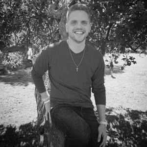 Meet your Posher, Christopher