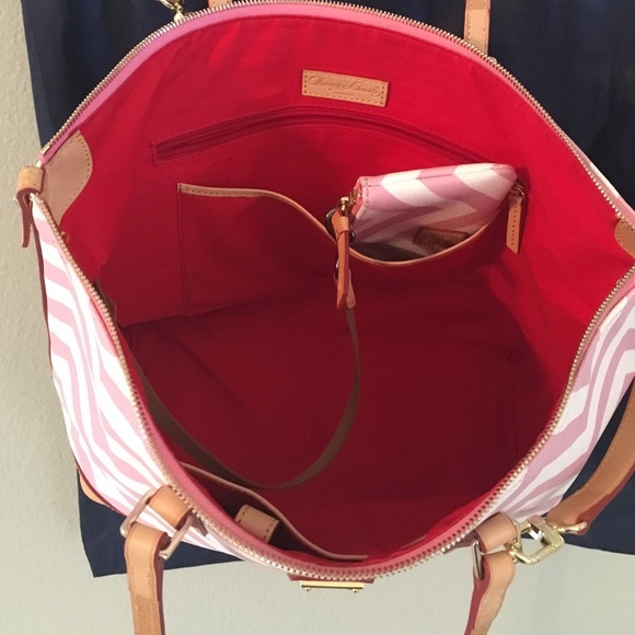 SOLD ❤️ Dooney & Bourke Pink Chevron Set - Picture 2 of 4