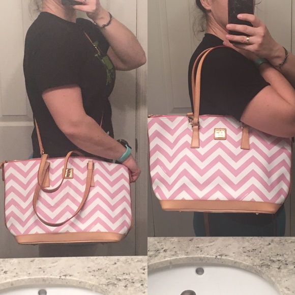 SOLD ❤️ Dooney & Bourke Pink Chevron Set - Picture 4 of 4