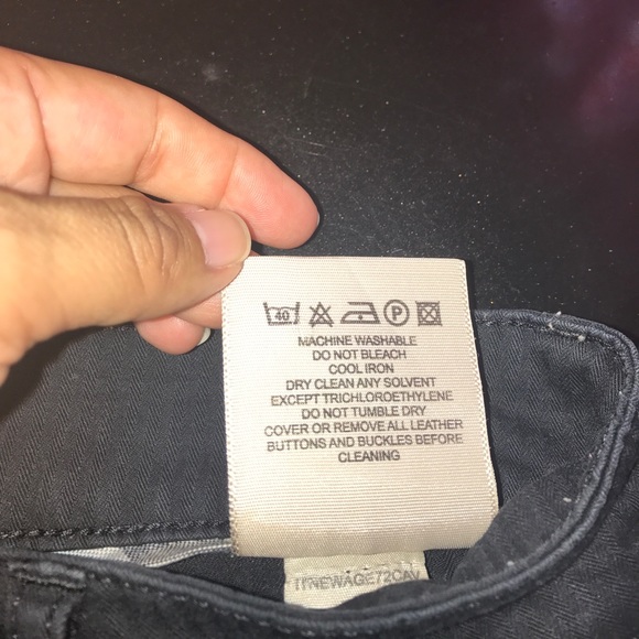 💜FINAL PRICE 💜BURBERRY SKIRT💜 - Picture 7 of 8