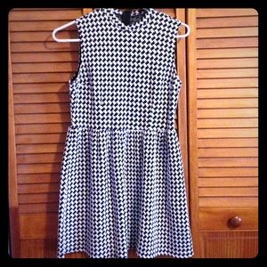 SALE 💜Houndstooth Dress