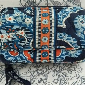 Vera Bradley All in one wristlet