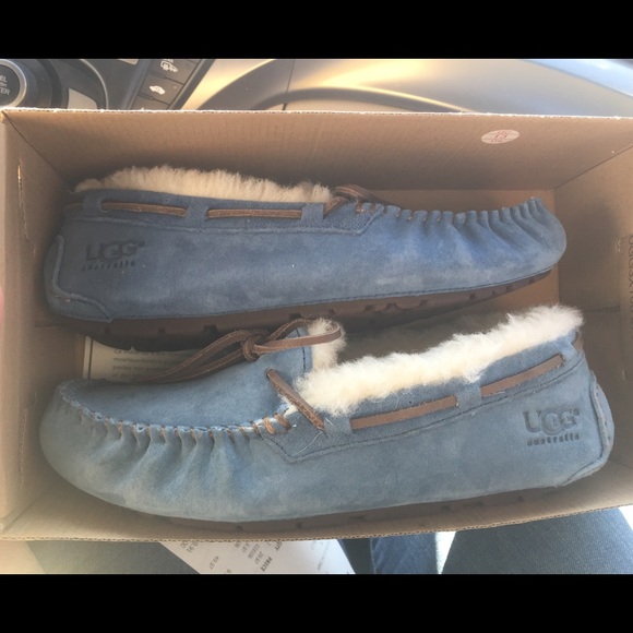 Ugg Dakota Slippers new in box