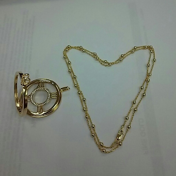 Sterling silver locket - Picture 2 of 3