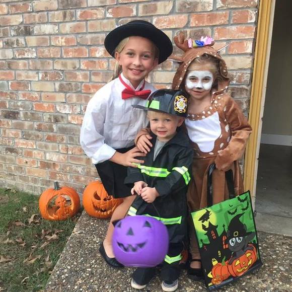 Meet your Posher, Sarah - Picture 1 of 1