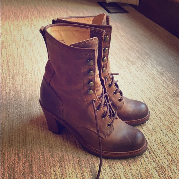 Frye Lucy Lace Up Boots