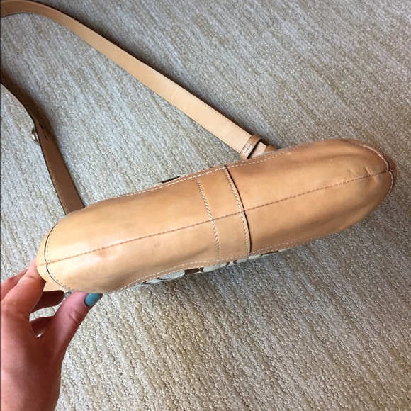 Coach crossbody purse - Picture 3 of 4