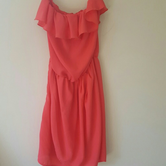 Strapless dress