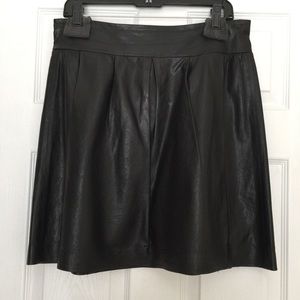 Vince Dresses & Skirts - Vince Leather Skirt