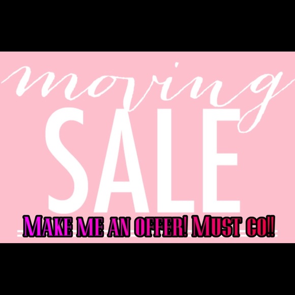 Moving SaLe!