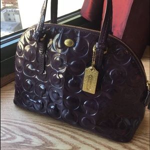 Coach Purse. Style number F25705